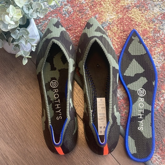 Rothy’s The Point, camouflage green size 8 woman’s shoes - Picture 7 of 12
